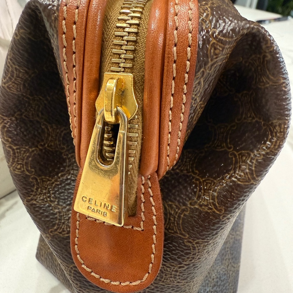 CELINE Macadam Triomphe COSMETIC Leather Pouch ✨ - Picture 5 of 12